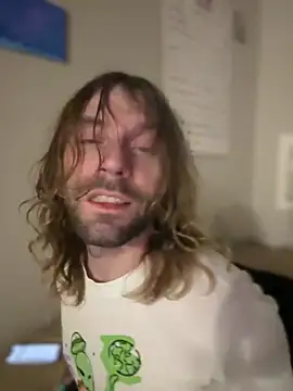 4kUsh2Fashion0 online show from 23, 1, 2025