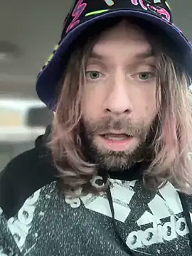 4kUsh2Fashion0 online show from 6, 3, 2025