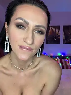 KatyEvanss online show from 19, 12, 2024