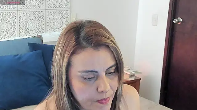 Snapshot of V_monse chatting on 16, 12, 2025 V monse online show from 16, 12, 2025