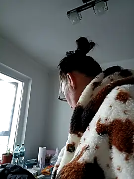 Ulyana72882 online show from 14, 2, 2025