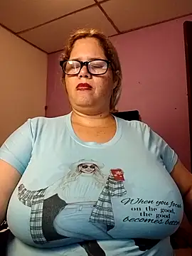 Snapshot of EllisW8 chatting on 26, 4, 2026 EllisW8 online show from 26, 4, 2026