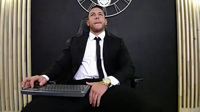 Maxxxpowerful online show from 1, 2, 2025