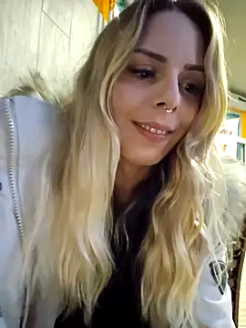 Mia Railey online show from 14, 12, 2024