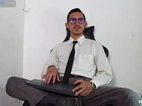 HomeAloneK online show from 14, 12, 2025