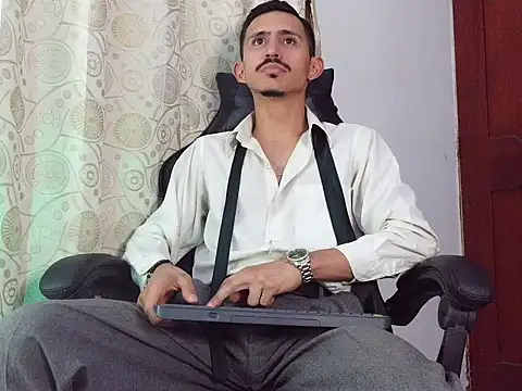 HomeAloneK online show from 26, 5, 2026