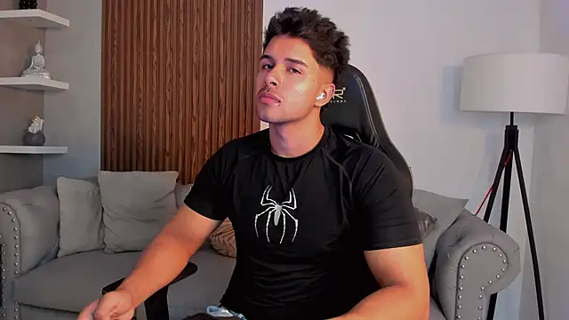 Snapshot of liam_collins21 chatting on 22, 9, 2025 liam collins21 online show from 22, 9, 2025