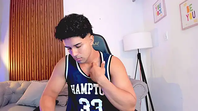 Snapshot of liam_collins21 chatting on 1, 11, 2025 liam collins21 online show from 1, 11, 2025