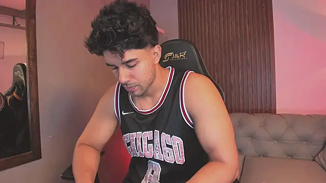 Snapshot of liam_collins21 chatting on 11, 1, 2026 liam collins21 online show from 11, 1, 2026