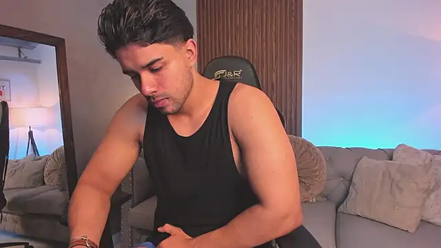 Snapshot of liam_collins21 chatting on 22, 2, 2026 liam collins21 online show from 22, 2, 2026