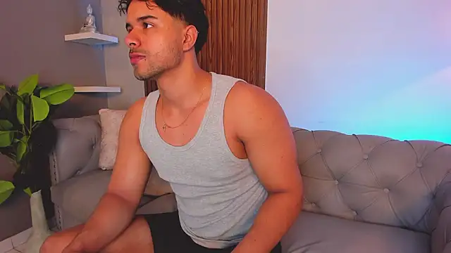 Snapshot of liam_collins21 chatting on 6, 3, 2026 liam collins21 online show from 6, 3, 2026