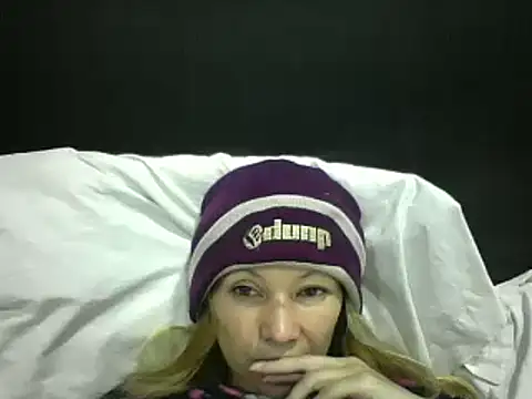 Snapshot of Paulita_x3 chatting on 21, 4, 2026 Paulita x3 online show from 21, 4, 2026