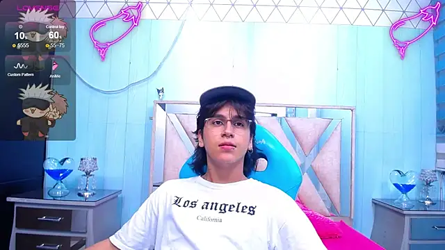 Snapshot of alex_477 chatting on 8, 2, 2025 alex 477 online show from 8, 2, 2025