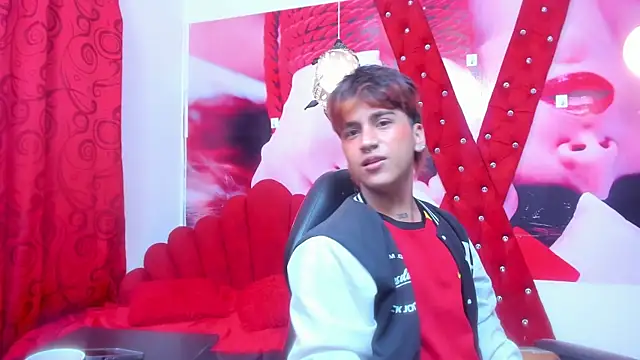 Snapshot of alex_477 chatting on 15, 9, 2025 alex 477 online show from 15, 9, 2025