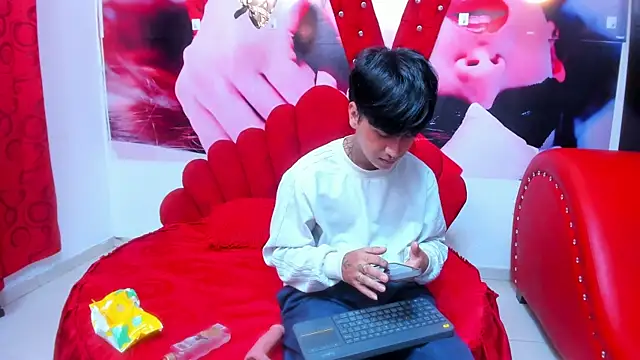 Snapshot of alex_477 chatting on 1, 10, 2025 alex 477 online show from 1, 10, 2025