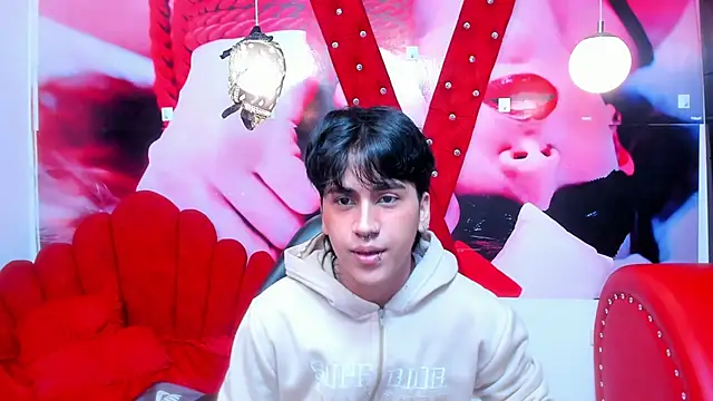 Snapshot of alex_477 chatting on 7, 10, 2025 alex 477 online show from 7, 10, 2025