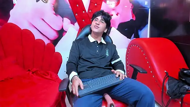 Snapshot of alex_477 chatting on 18, 10, 2025 alex 477 online show from 18, 10, 2025