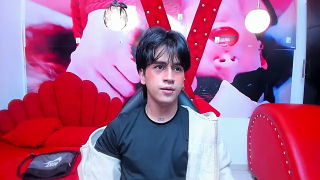 Snapshot of alex_477 chatting on 14, 11, 2025 alex 477 online show from 14, 11, 2025