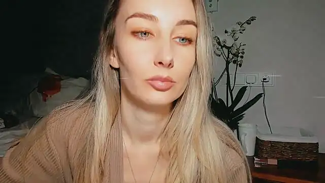 Snapshot of Maiami000 chatting on 23, 1, 2025 Maiami000 online show from 23, 1, 2025