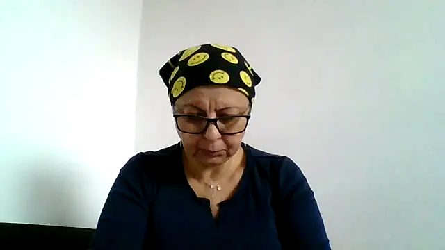 roseblak42 online show from 18, 11, 2025