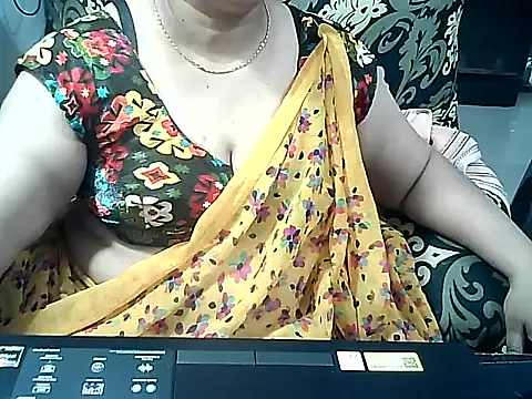 Snapshot of Punambhabisexy chatting on 1, 10, 2025 Punambhabisexy online show from 1, 10, 2025
