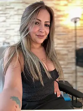  Abril-Office1 online show from 16, 2, 2026