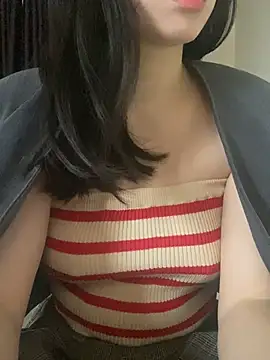 Ruby bear online show from 19, 12, 2024