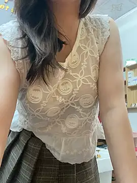 Ruby bear online show from 5, 6, 2026