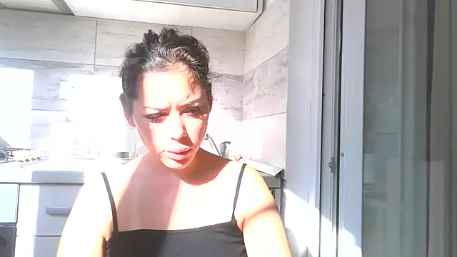 LovelyJulliette online show from 29, 10, 2025