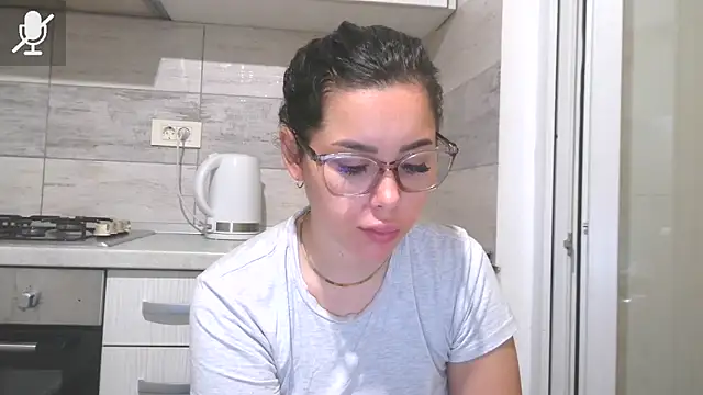 LovelyJulliette online show from 23, 11, 2025