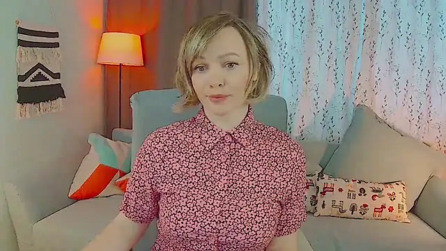 Snapshot of NandiSmile chatting on 9, 1, 2026 NandiSmile online show from 9, 1, 2026