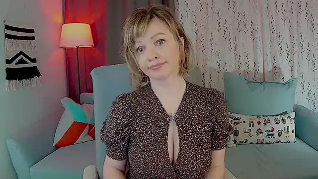 Snapshot of NandiSmile chatting on 11, 3, 2026 NandiSmile online show from 11, 3, 2026