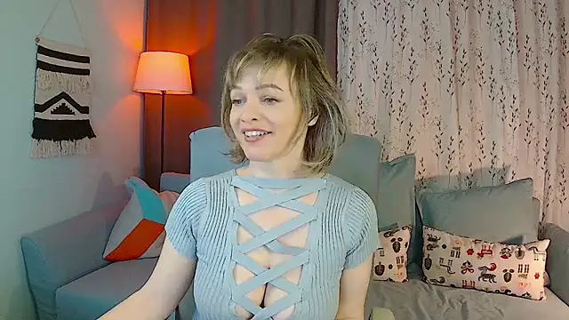 Snapshot of NandiSmile chatting on 3, 4, 2026 NandiSmile online show from 3, 4, 2026