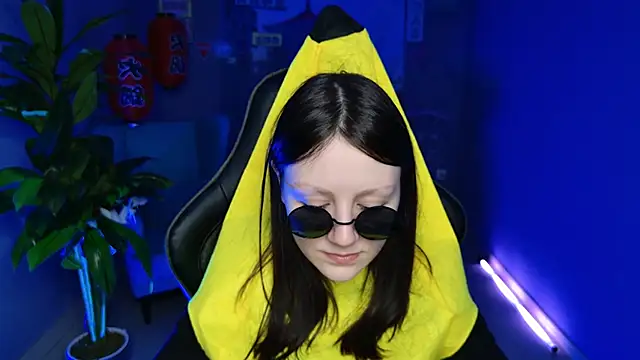 Snapshot of VeliraBraitberg chatting on 25, 12, 2024 VeliraBraitberg online show from 25, 12, 2024