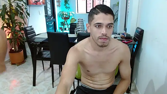 Snapshot of giannandblacke chatting on 16, 2, 2025 giannandblacke online show from 16, 2, 2025