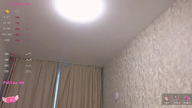 LaraSkinny online show from 16, 10, 2025