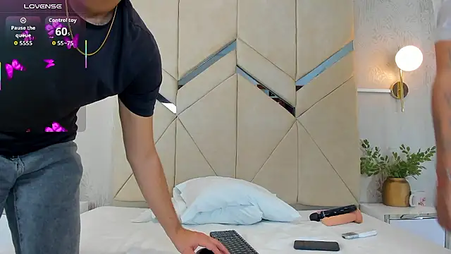 Snapshot of LiaVelez chatting on 9, 1, 2026 LiaVelez online show from 9, 1, 2026