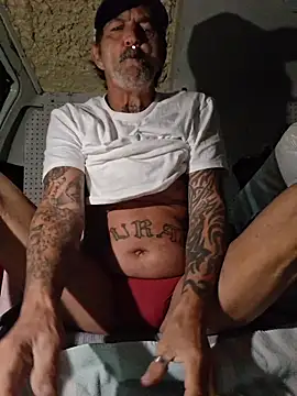 Hotbodyscottie online show from 12, 4, 2026