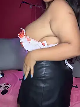 Snapshot of Playful__Princess chatting on 2, 2, 2025 Playful Princess online show from 2, 2, 2025