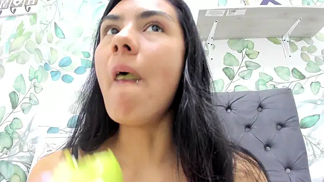 atilanadiaz7 online show from 27, 11, 2025