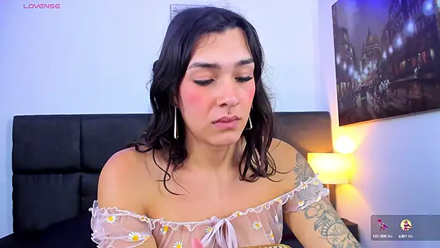 Snapshot of Camila_Coxx chatting on 24, 12, 2024 Camila Coxx online show from 24, 12, 2024