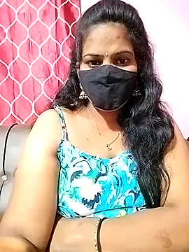 melina214 online show from 7, 3, 2025