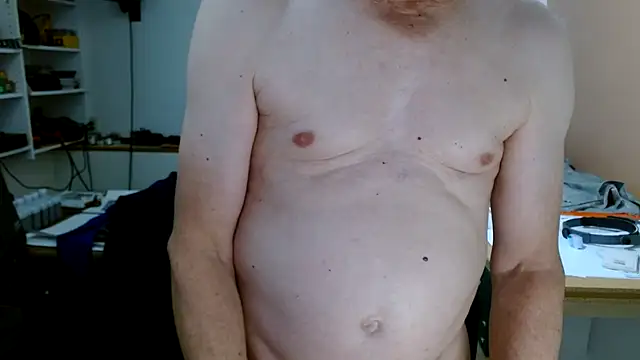 Snapshot of stripfun23 chatting on 14, 10, 2025 stripfun23 online show from 14, 10, 2025