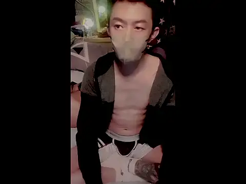 Snapshot of JJjing chatting on 4, 11, 2025 JJjing online show from 4, 11, 2025