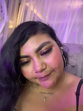 Snapshot of Juli_Walker chatting on 3, 3, 2026 Juli Walker online show from 3, 3, 2026