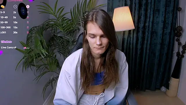 Snapshot of Will_Will_ chatting on 21, 12, 2025 Will Will online show from 21, 12, 2025