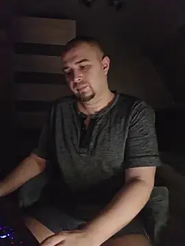 Snapshot of Foxyshaved chatting on 18, 12, 2025 Foxyshaved online show from 18, 12, 2025