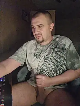 Snapshot of Foxyshaved chatting on 21, 12, 2025 Foxyshaved online show from 21, 12, 2025