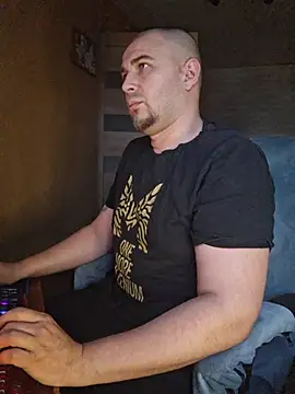 Snapshot of Foxyshaved chatting on 22, 12, 2025 Foxyshaved online show from 22, 12, 2025