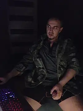 Snapshot of Foxyshaved chatting on 4, 2, 2026 Foxyshaved online show from 4, 2, 2026